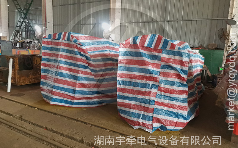 10噸架線(xiàn)式電機(jī)車(chē)出口 3.jpg